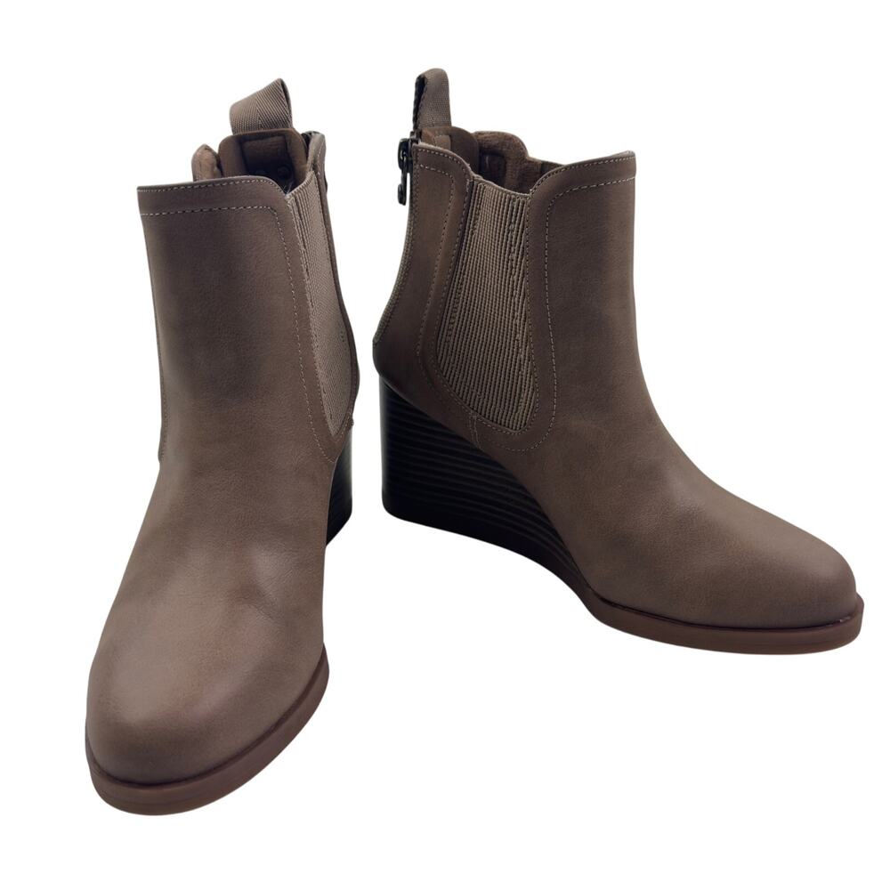 Blowfish Malibu Praline Vegan Faux Leather Wide Chelsea Boots Women's Size 6.5